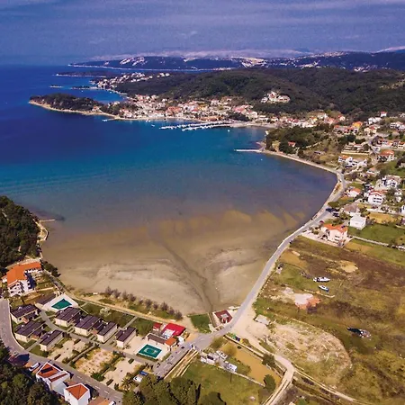 Apartment In With Wifi