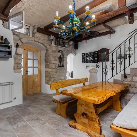1 Bedroom Awesome In * Kampor