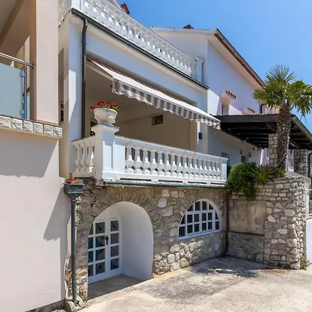 1 Bedroom Awesome In * Kampor